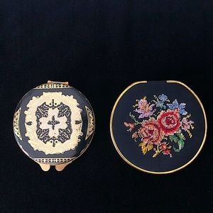 2 Vintage Face Powder Compacts